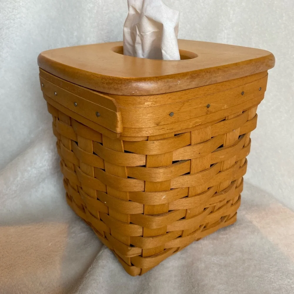 Longaberger Tall Tissue Basket W/Lid. Signed Numbered. Liner. Sz. 6.5” Square. - Picture 2 of 12